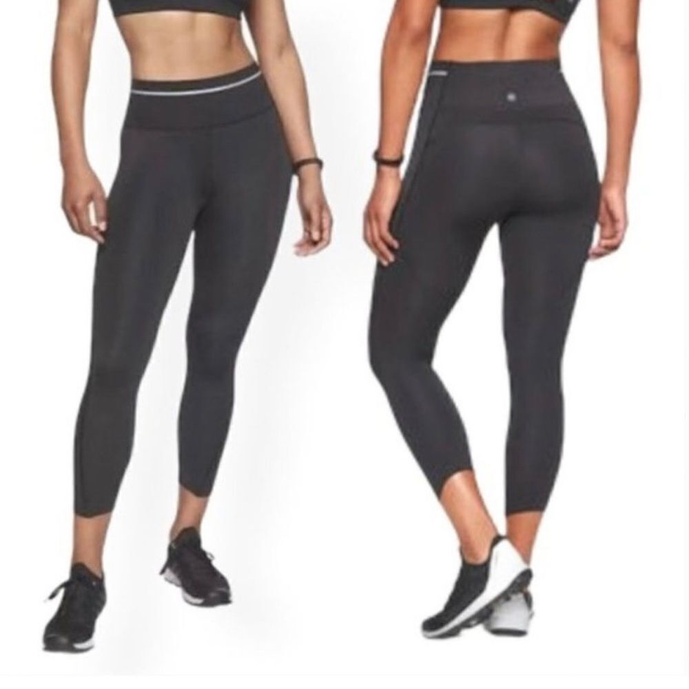 Athleta Sonic Capri High Rise Black w/ Raw Hem Sz Small